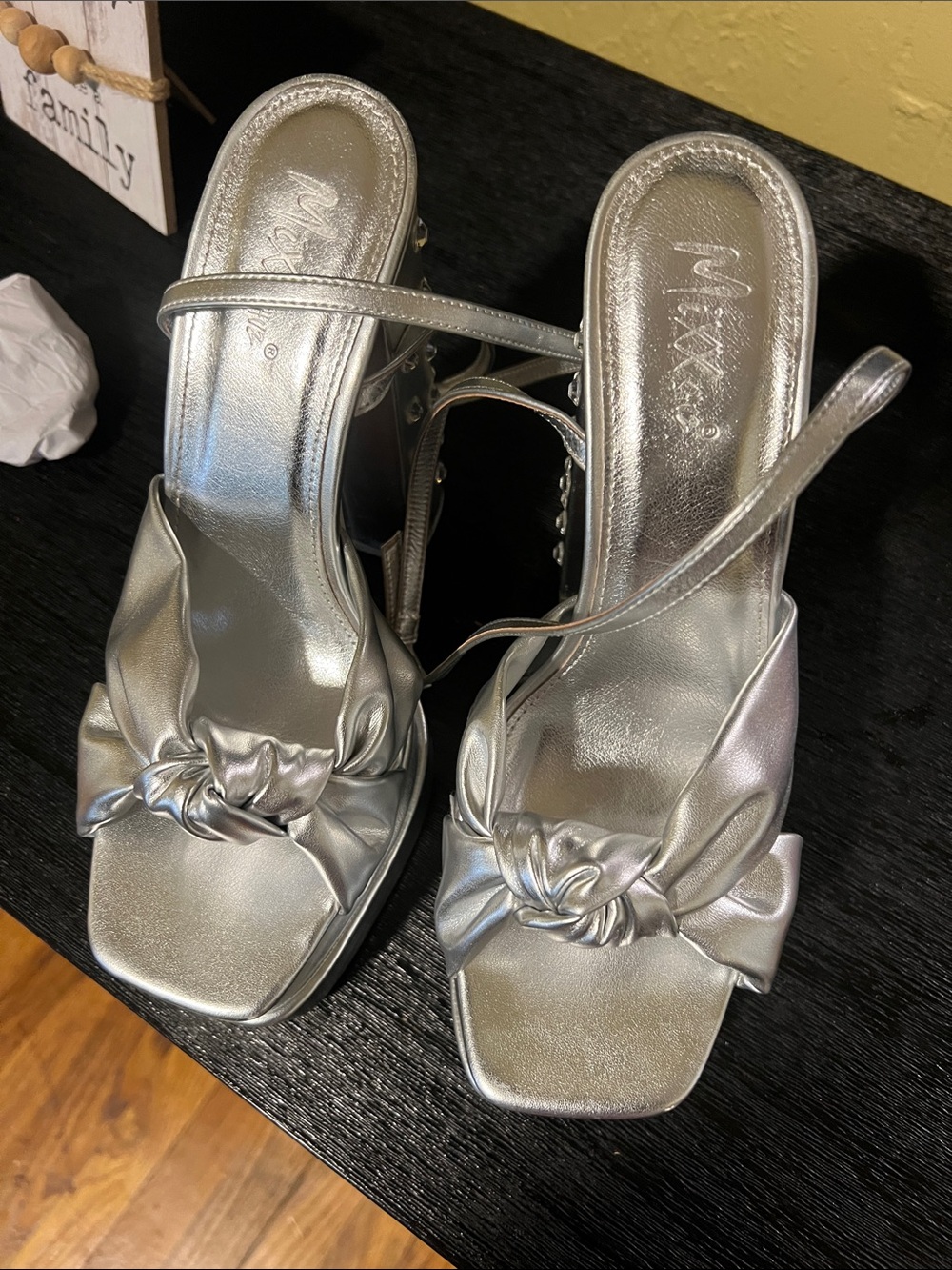 Mixx Shuz Silver Knot-Front Heeled Sandals